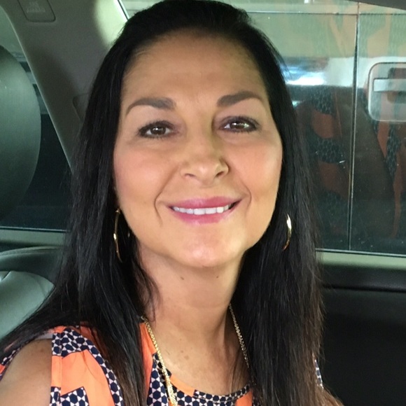 Meet your Posher, Kim - Picture 1 of 1